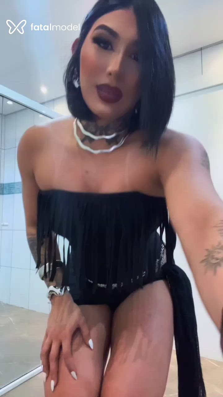 Acompanhante mulher trans loira (o) de olhos pretos - Alexia Fontenelle