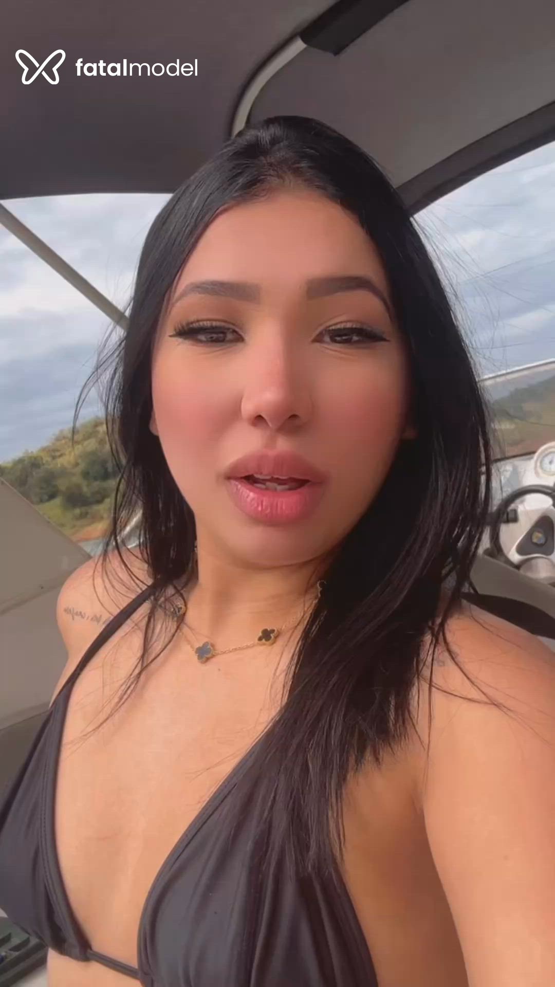 Acompanhante mulher morena (o) de olhos castanhos - Stefany