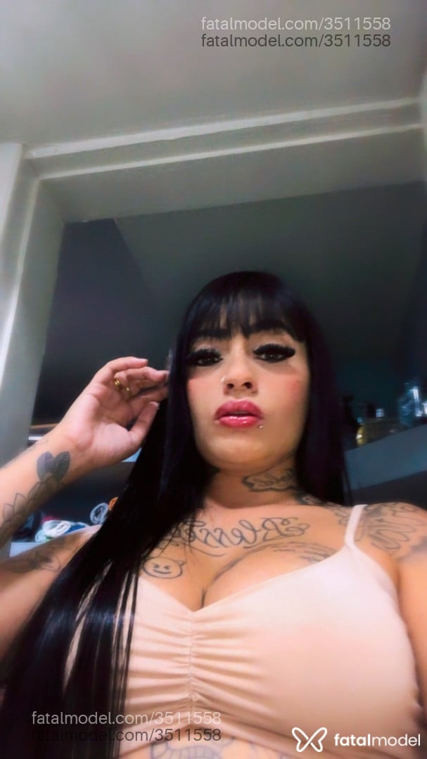 Acompanhante mulher morena (o) de olhos mel - Japan