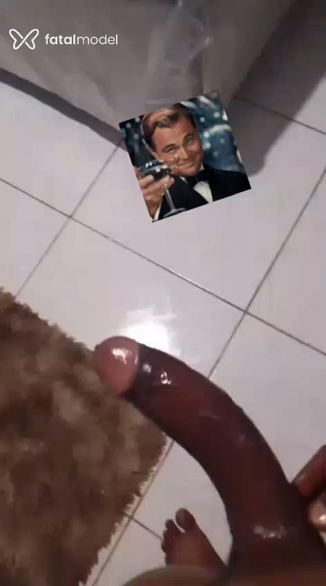 Acompanhante homem morena (o) de olhos castanhos - Negrão