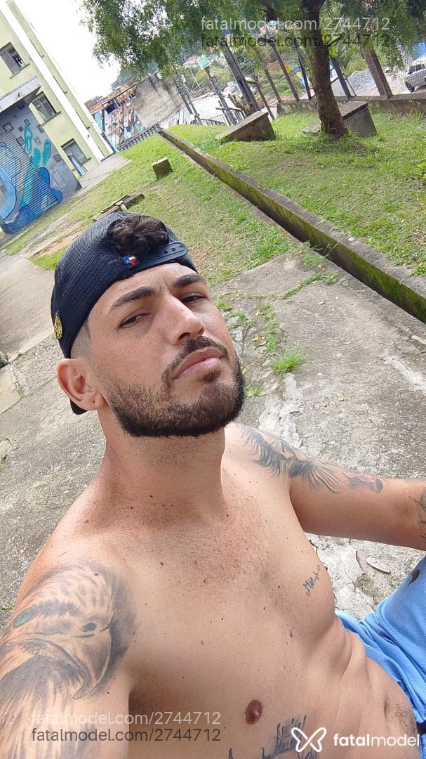Acompanhante homem morena (o) de olhos pretos - Garotodoagro
