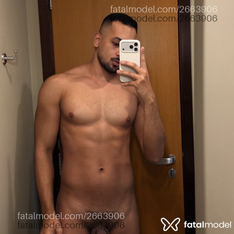 Acompanhante homem morena (o) de olhos castanhos - Lucas Viana