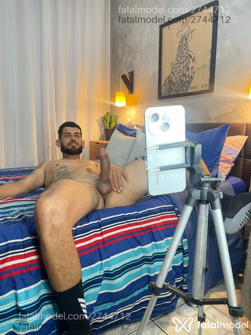 Acompanhante homem morena (o) de olhos pretos - Garotodoagro