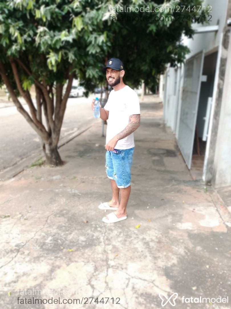 Acompanhante homem morena (o) de olhos pretos - Garotodoagro
