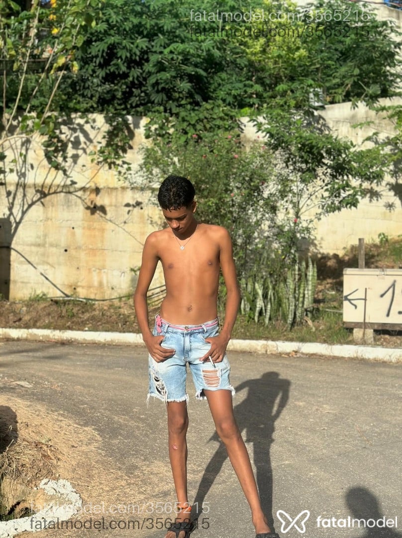 Acompanhante homem morena (o) de olhos castanhos - Yuri Martins
