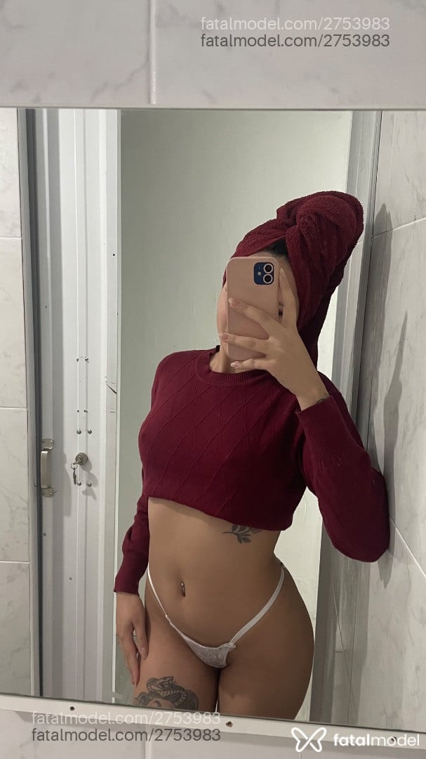 Acompanhante mulher morena (o) de olhos castanhos - Jade Avila