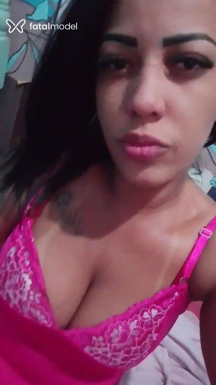 Acompanhante mulher morena (o) de olhos pretos - Thaina