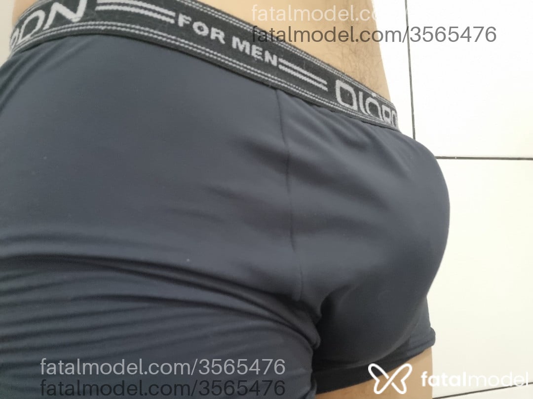 Acompanhante homem morena (o) de olhos castanhos - Primo
