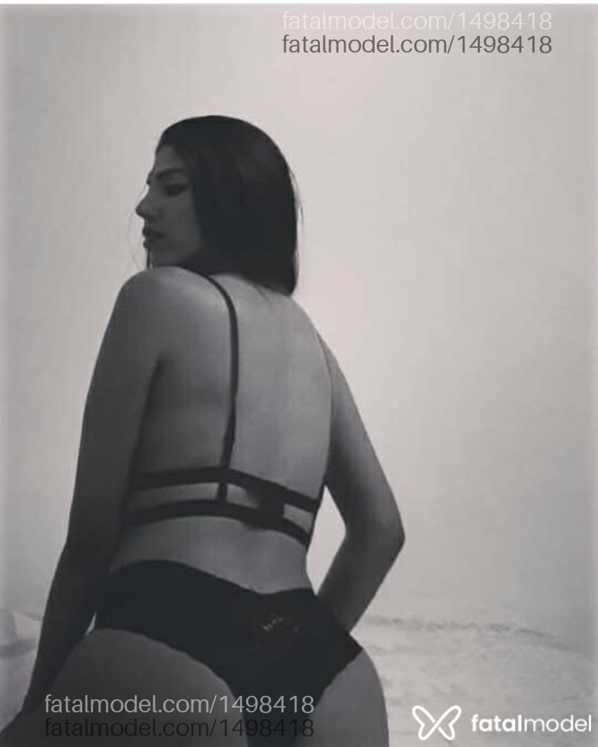 Acompanhante mulher trans morena (o) de olhos pretos - Fernanda Pinheiros Acompanhante mulher trans morena (o) de olhos pretos - Fernanda Pinheiros