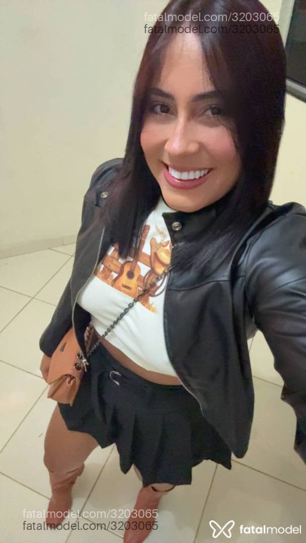 Acompanhante mulher morena (o) de olhos pretos em Guanambi - Paula