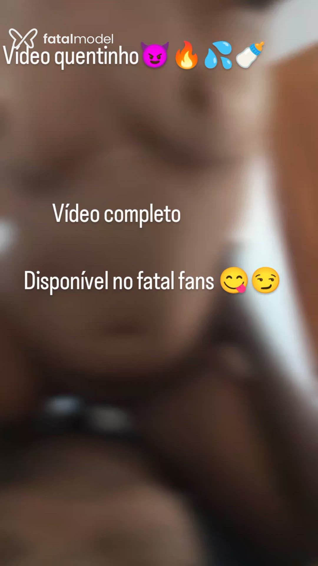 Acompanhante mulher com cabelo castanho de olhos castanhos - Thálita Acompanhante mulher com cabelo castanho de olhos castanhos - Thálita