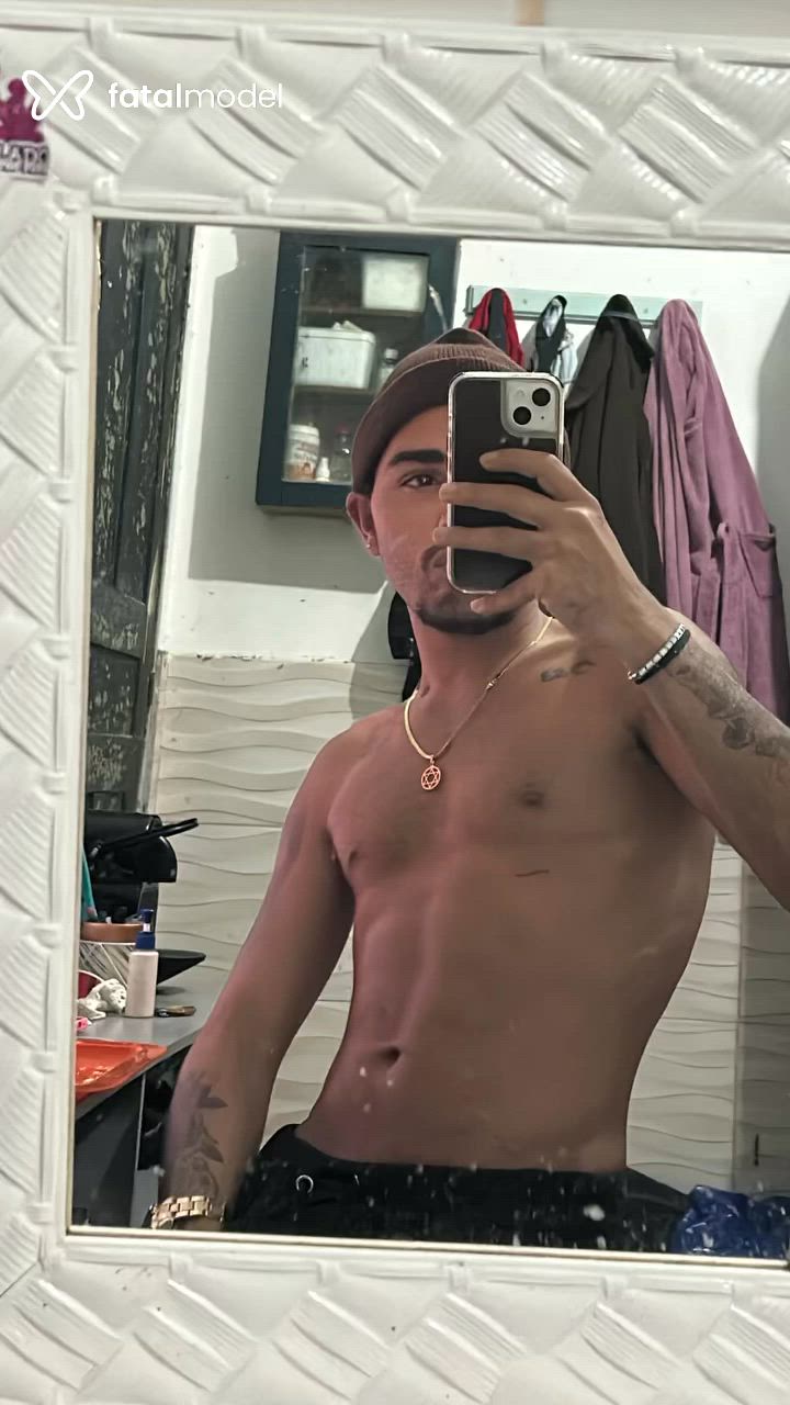 Acompanhante homem com cabelo castanho de olhos castanhos - Bielzinho