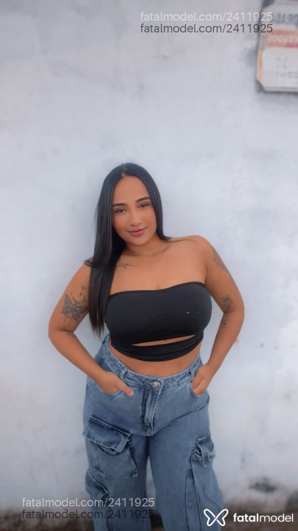 Acompanhante mulher morena (o) de olhos castanhos - Juju