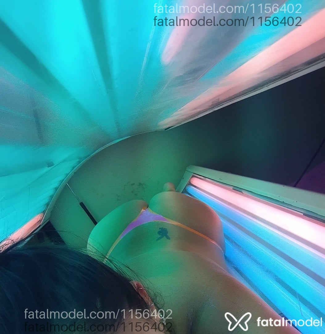 Acompanhante mulher com cabelo castanho de olhos castanhos - Mah Dias