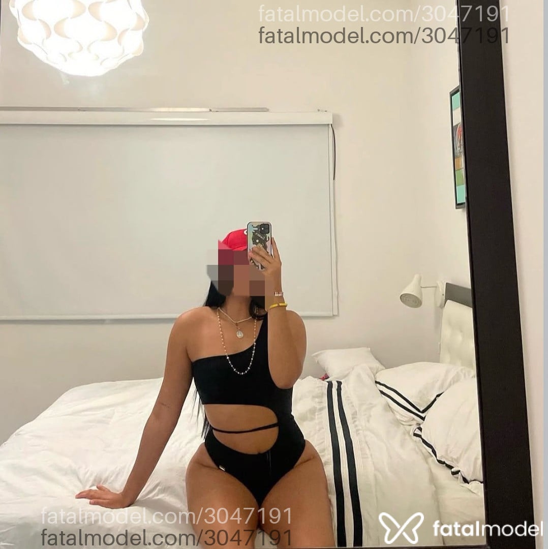 Acompanhante mulher morena (o) de olhos castanhos - Thalita