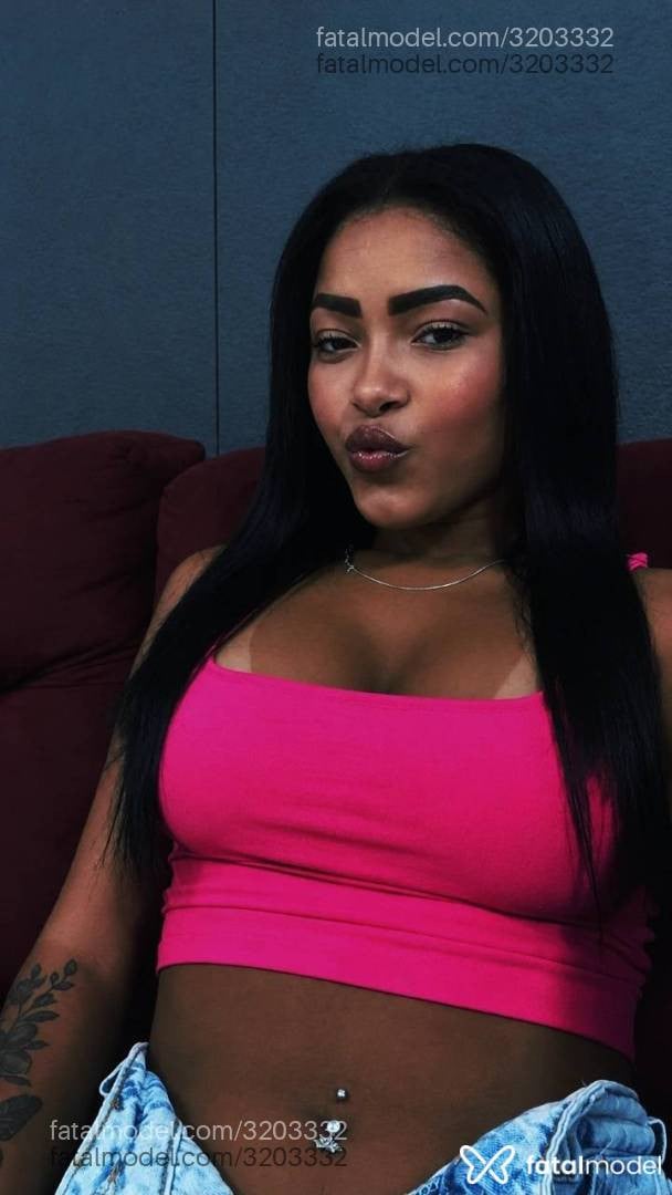 Acompanhante mulher morena (o) de olhos castanhos - Aysha Santos