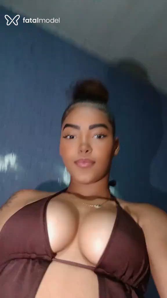 Acompanhante mulher morena (o) de olhos castanhos - Samantha Acompanhante mulher morena (o) de olhos castanhos - Samantha