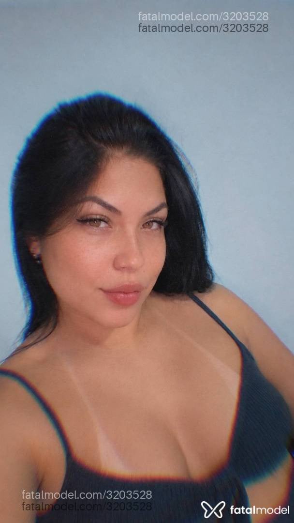 Acompanhante mulher morena (o) de olhos mel - Brendynha