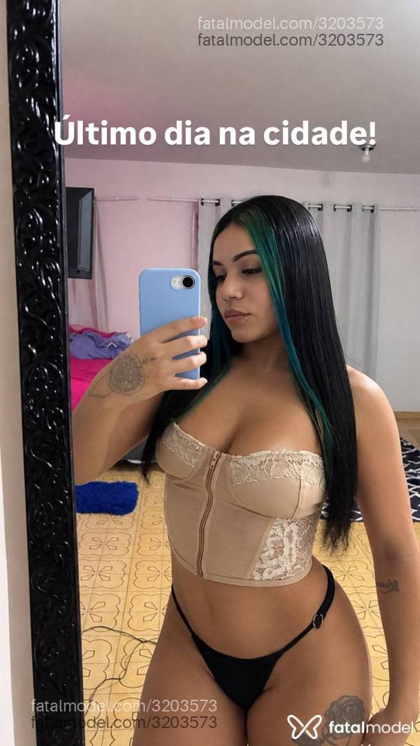Acompanhante mulher morena (o) de olhos castanhos - Anna Ferreira