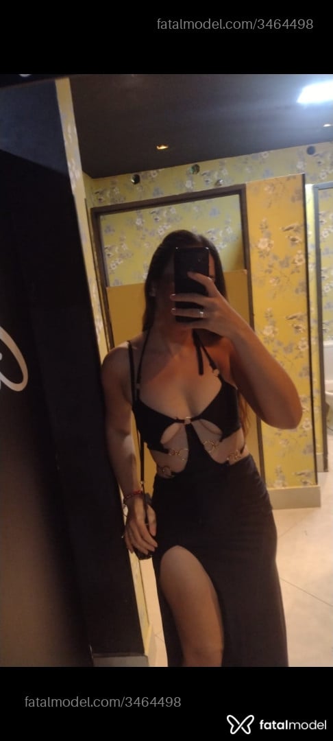 Acompanhante mulher com cabelo castanho de olhos castanhos - Isaah
