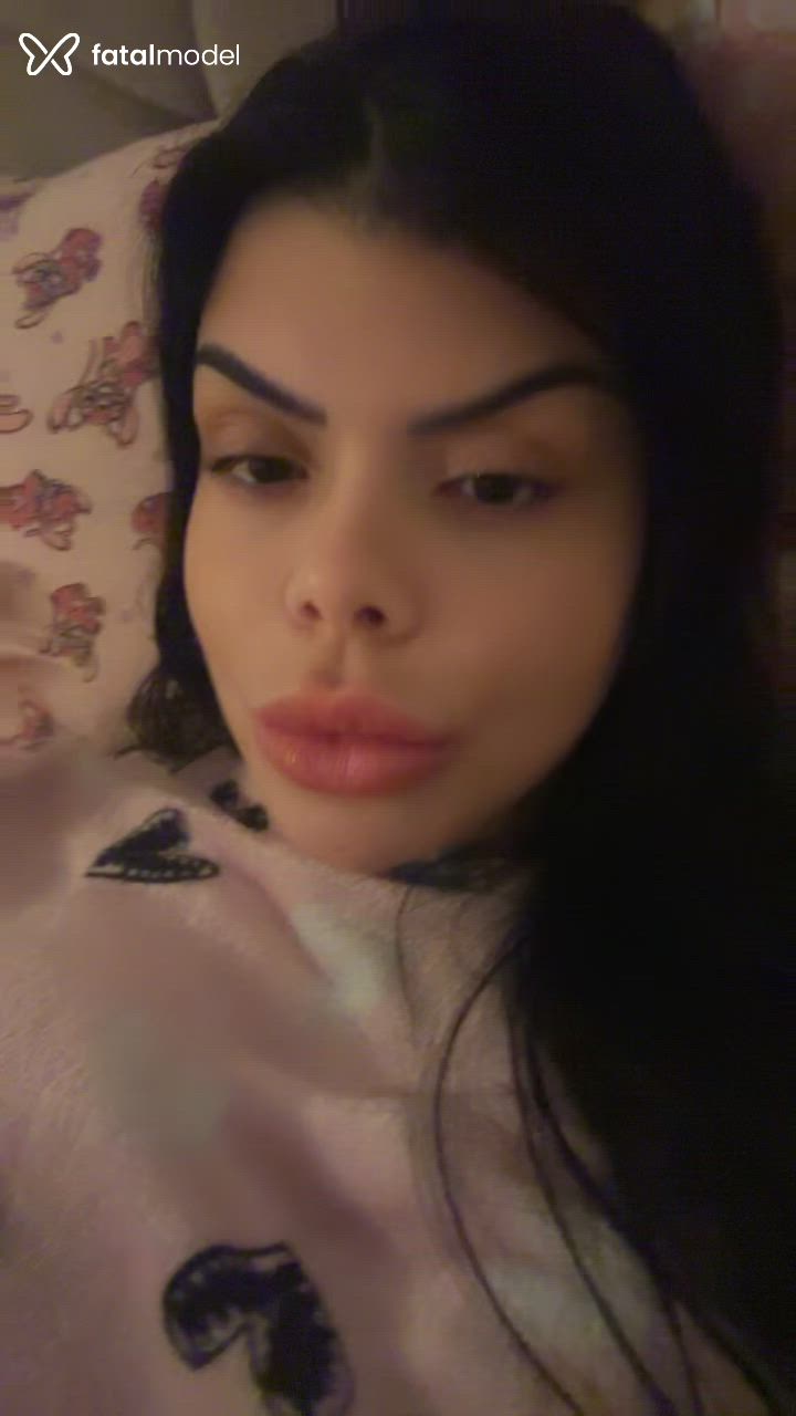 Acompanhante mulher morena (o) de olhos castanhos - Rafaela