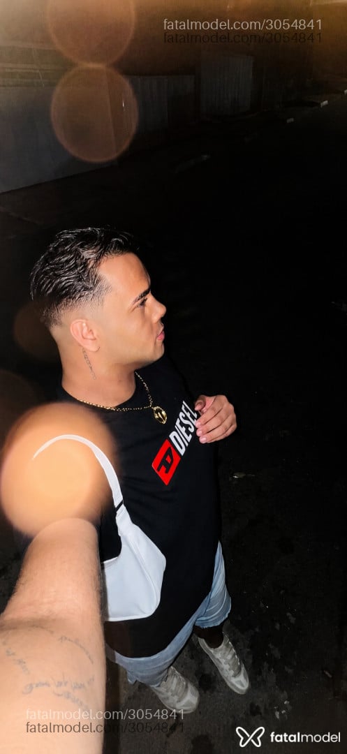 Acompanhante homem morena (o) de olhos pretos - Yago Lanzierre