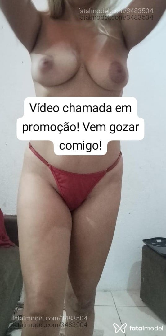 Acompanhante mulher loira (o) de olhos castanhos - Anny Tent