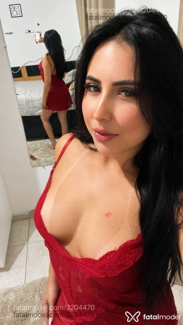 Acompanhante mulher morena (o) de olhos castanhos em Rio Verde - Aurora Bellini