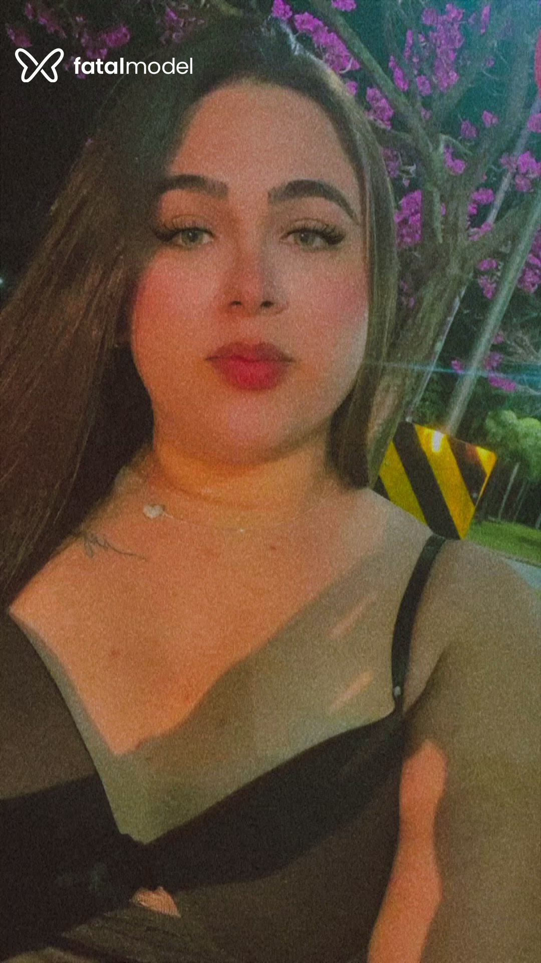 Acompanhante mulher trans morena (o) de olhos verdes - Gabydanadinha Acompanhante mulher trans morena (o) de olhos verdes - Gabydanadinha