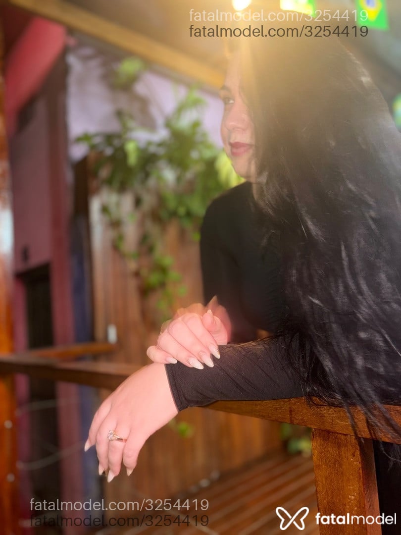 Acompanhante mulher trans morena (o) de olhos verdes - Gabydanadinha Acompanhante mulher trans morena (o) de olhos verdes - Gabydanadinha
