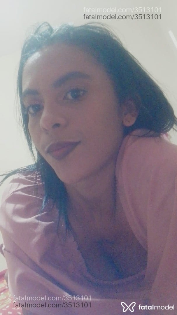 Acompanhante mulher loira (o) de olhos mel - Mellzinha souza