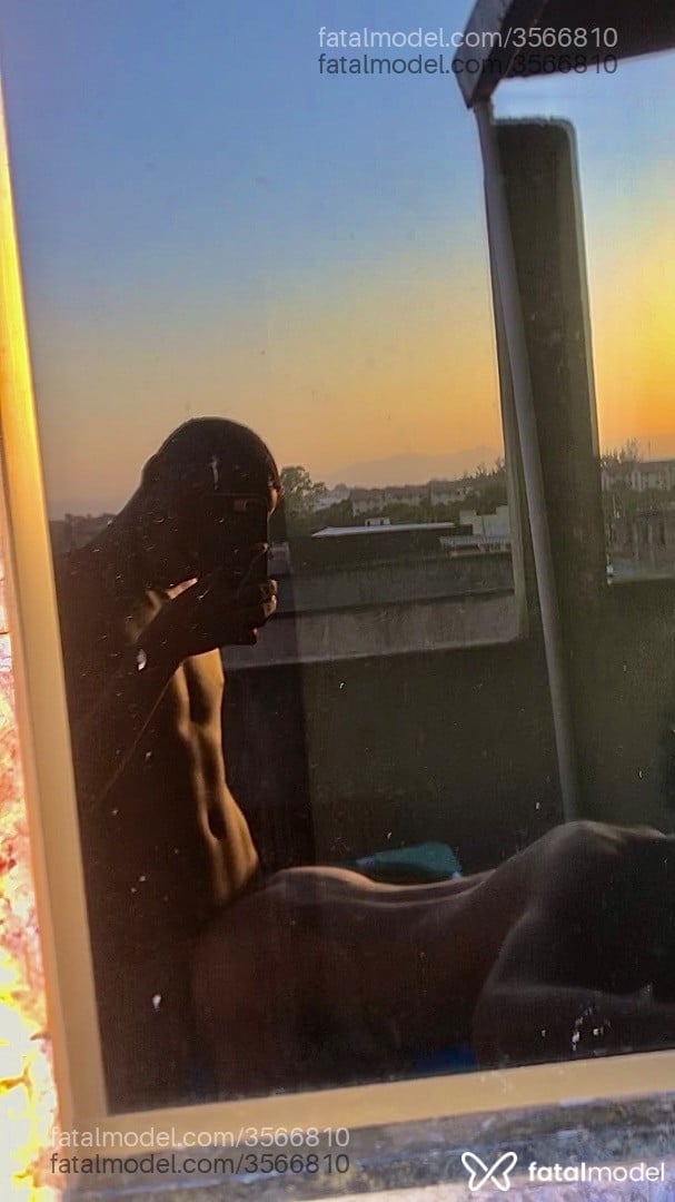 Acompanhante homem morena (o) de olhos castanhos - Lukinhas
