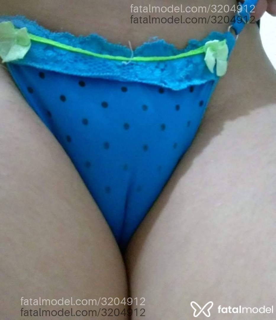 Acompanhante mulher morena (o) de olhos castanhos em Curitiba Acompanhante mulher morena (o) de olhos castanhos em Curitiba - Alana Muniz