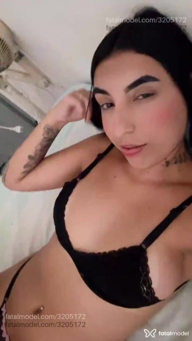 Acompanhante mulher morena (o) de olhos pretos em Rio de Janeiro - Vitória Sabrine