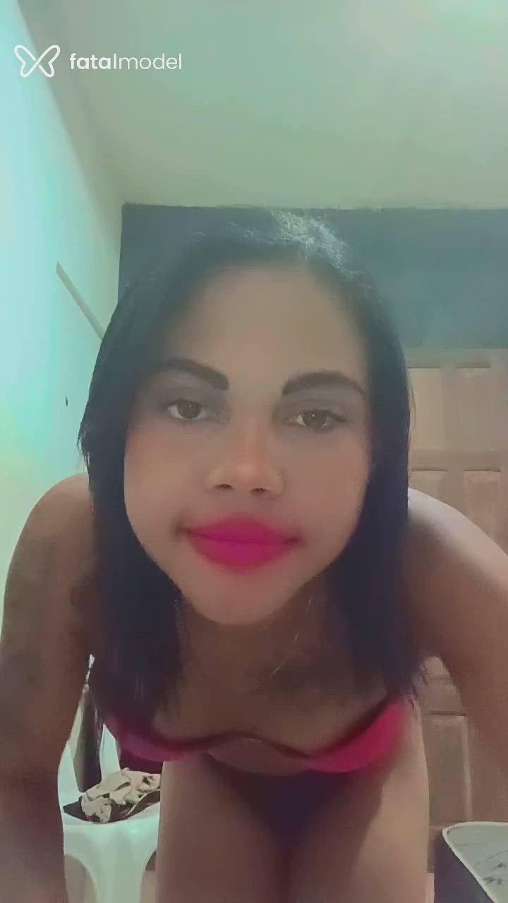 Acompanhante mulher morena (o) de olhos castanhos - Tatá Honorato