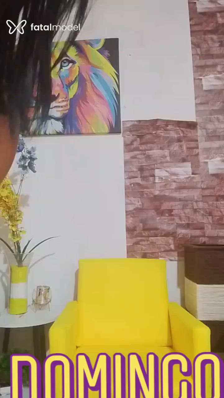 Acompanhante mulher trans morena (o) de olhos pretos - Maria Augusta