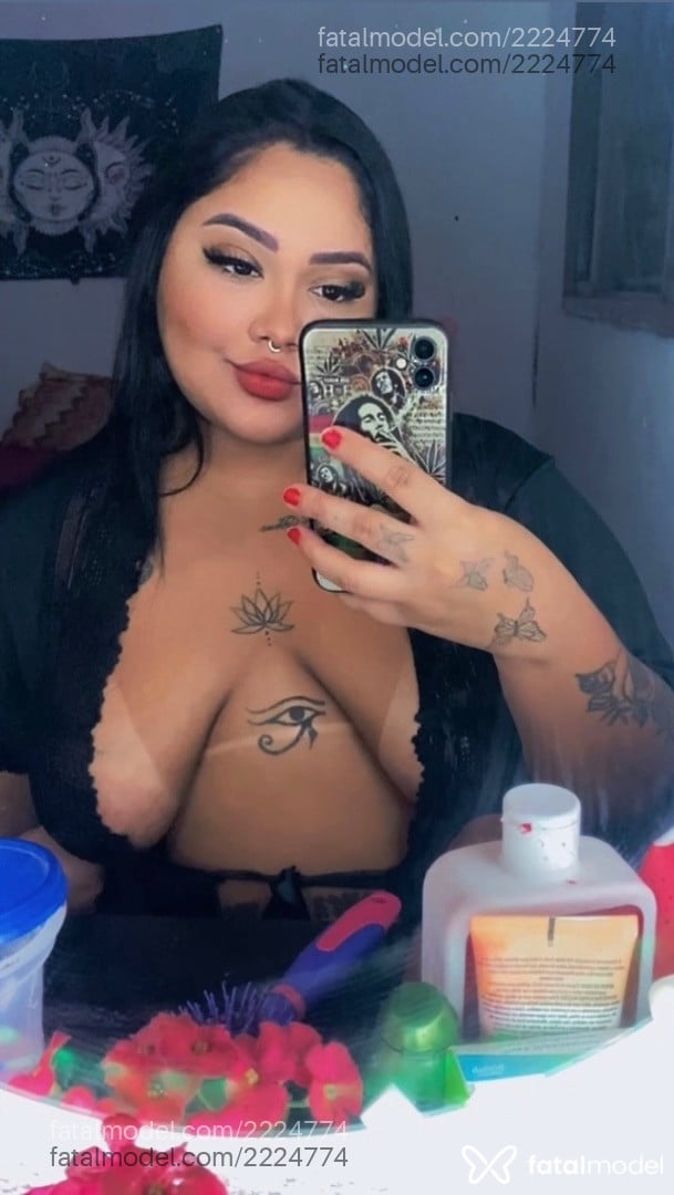 Acompanhante mulher morena (o) de olhos castanhos - Bianca Martins