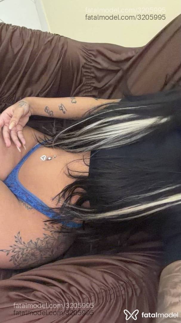 Acompanhante mulher morena (o) de olhos pretos em Uberlândia - Manuela