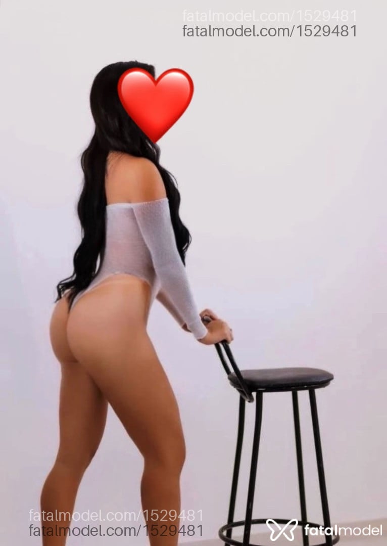Acompanhante mulher morena (o) de olhos castanhos - Patrícia