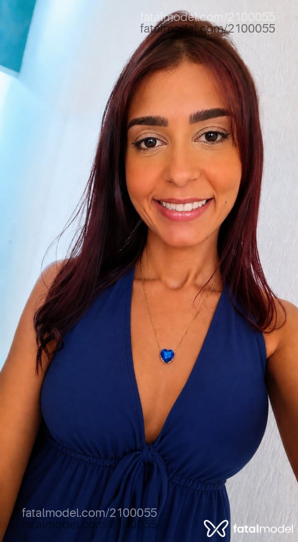 Acompanhante mulher ruiva (o) de olhos castanhos - Larah