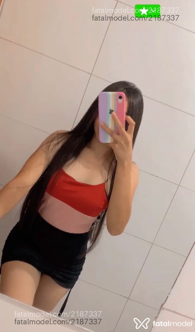 Acompanhante mulher morena (o) de olhos mel - Ane