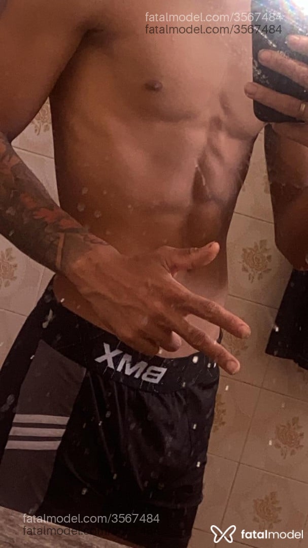 Acompanhante homem morena (o) de olhos castanhos - Brayan