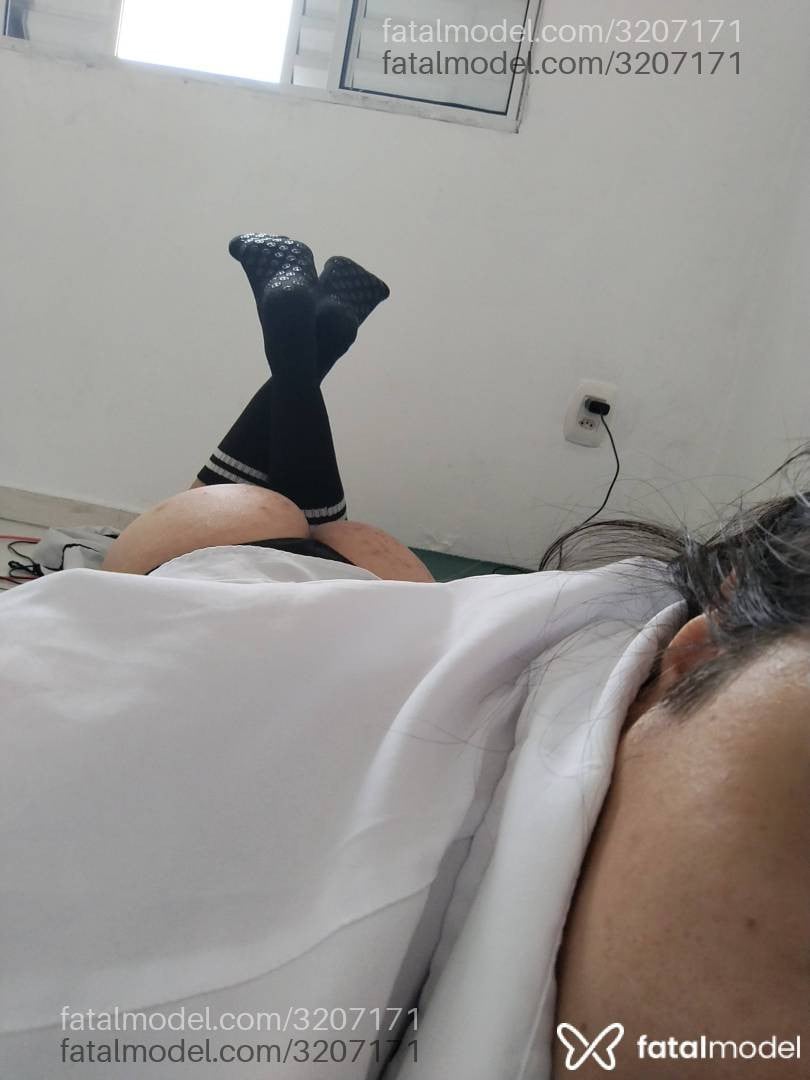 Acompanhante mulher trans morena (o) de olhos castanhos - Katter Acompanhante mulher trans morena (o) de olhos castanhos - Katter