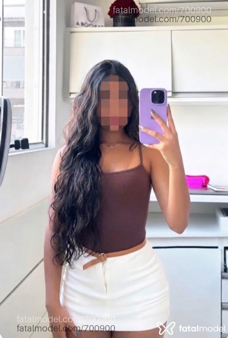 Acompanhante mulher morena (o) de olhos castanhos - Ayla