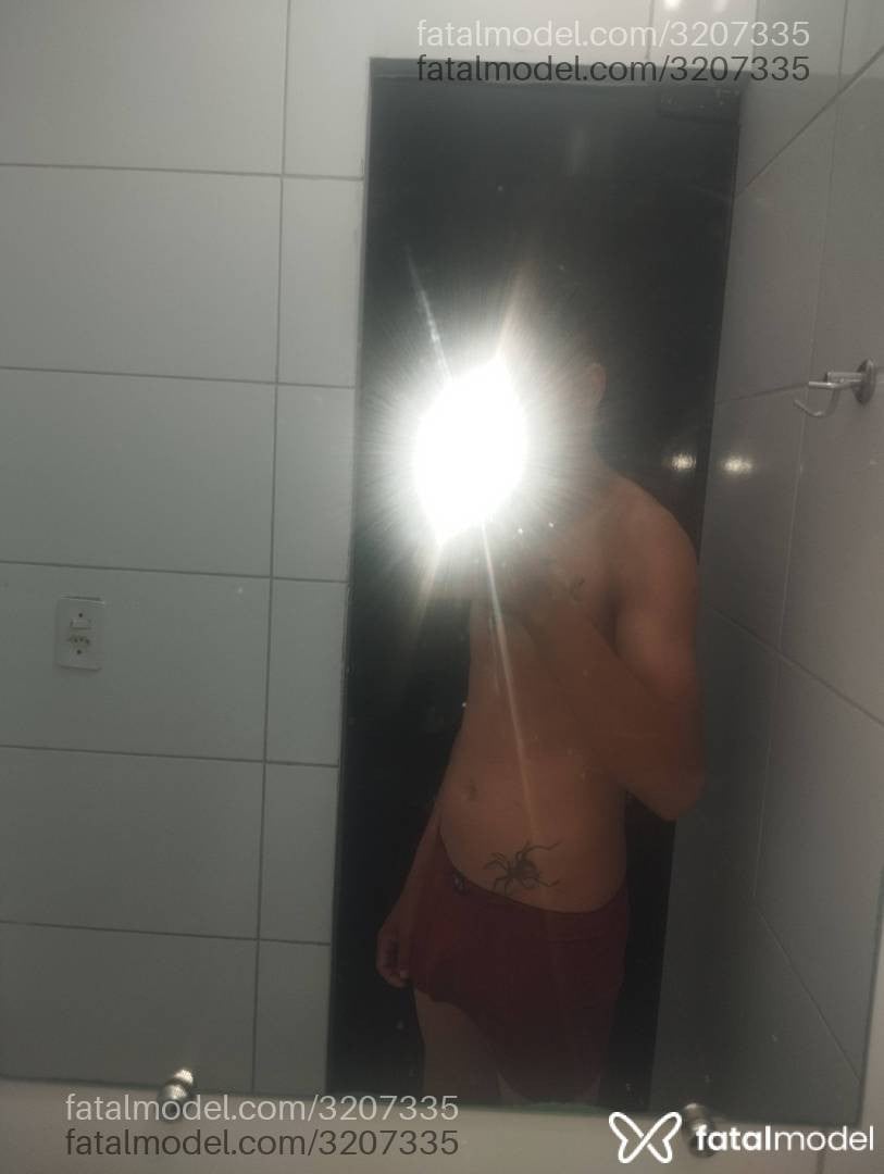 Acompanhante homem com cabelo castanho de olhos pretos em Santa Rosa do Tocantins - Walisson