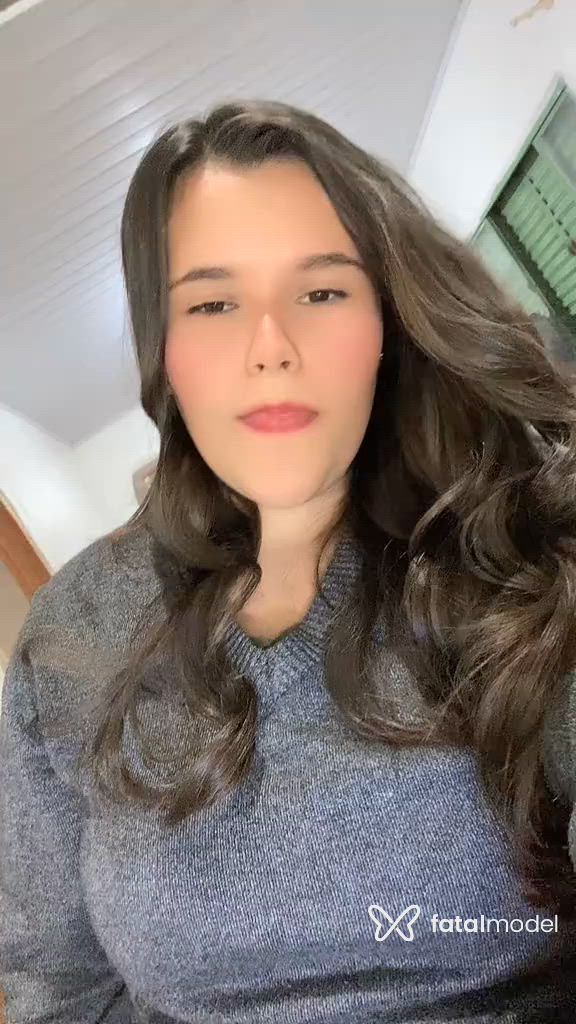 Acompanhante mulher com cabelo castanho de olhos castanhos - Rebeca
