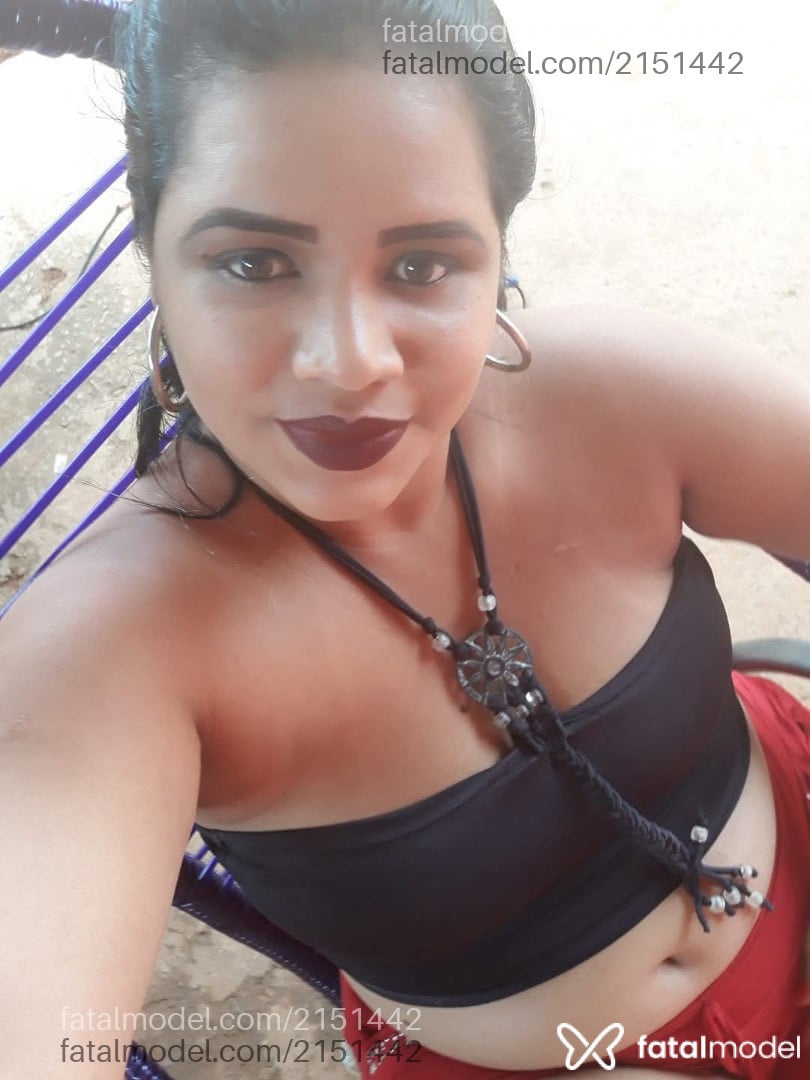 Acompanhante mulher morena (o) de olhos castanhos - Lidiane