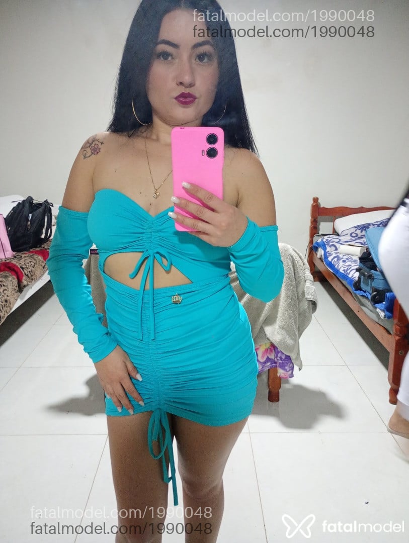 Acompanhante mulher com cabelo castanho de olhos castanhos - Japah