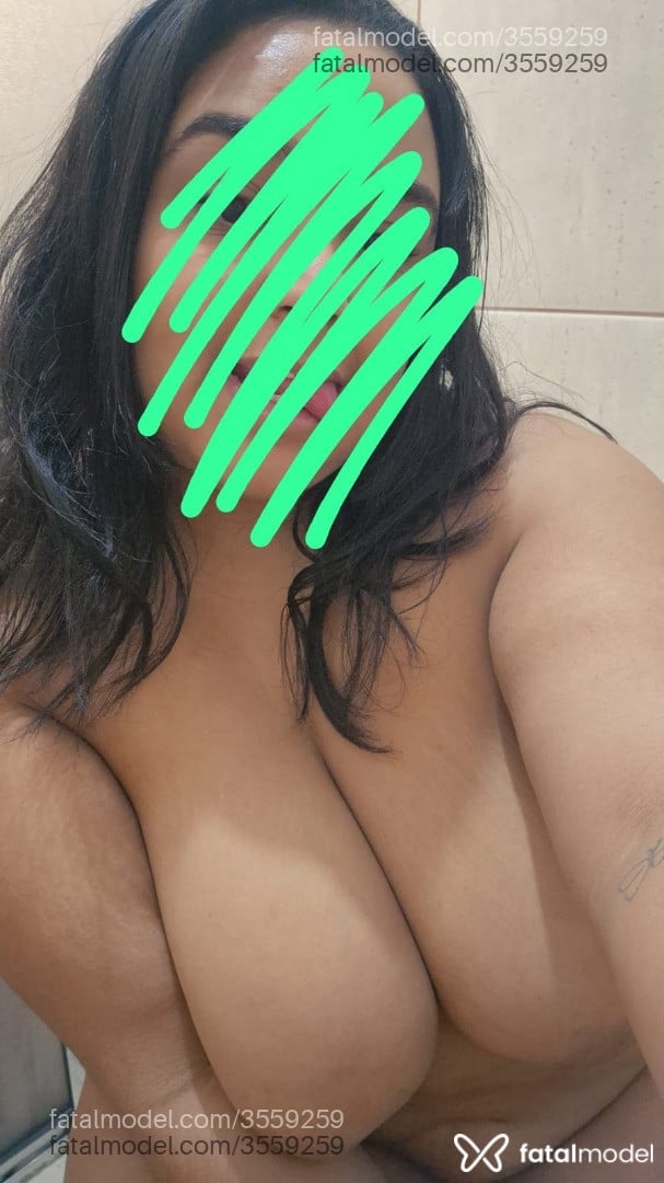 Acompanhante mulher morena (o) de olhos castanhos - Juliana