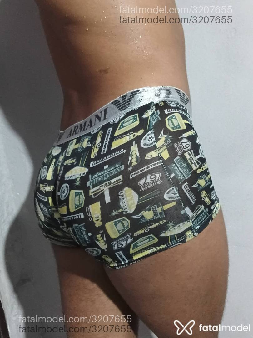 Acompanhante homem com cabelo castanho de olhos castanhos em Duque de Caxias - Gabriel